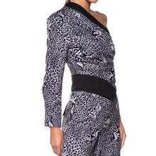 Ladda upp bild till gallerivisning, Callie Wild: One Sleeve Leopard Animal Print Cold Shoulder Asymmetrical Top

