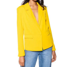 Load image into Gallery viewer, Callie Lives Elaine in the Sun AKIRA Spring Forward Relaxed Fit Yellow Blazer 1X
