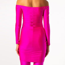 Lade das Bild in den Galerie-Viewer, Stasia Fuschia: Stretch Long Sleeve Ruched Pink Mini Dress
