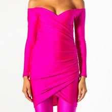 Lade das Bild in den Galerie-Viewer, Stasia Fuschia: Stretch Long Sleeve Ruched Pink Mini Dress
