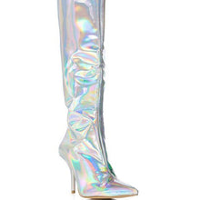 Cargar imagen en el visor de la galería, Callie Lives Stasia Azalea Wang Reflective Connection: Holographic Knee Boot 6
