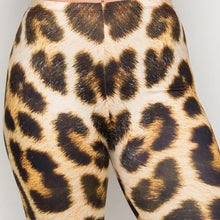 Ladda upp bild till gallerivisning, Wholesale Miz Plus: Panther Fur Skin Animal Print 3D illusion Leggings XL
