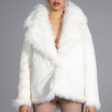 Charger l&#39;image dans la galerie, Stasia Popping Collar Reversible Oversized Faux Fur Puffer Coat O/S SML
