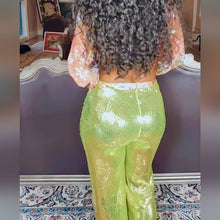 Lade das Bild in den Galerie-Viewer, Callie Sparkling Lime Sequin Green Palazzo Pants Plus Size 2X
