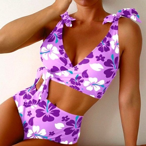 Stasia Retro Grape: Plus Size Purple Hibiscus Shoulder Tie High Waist Bikini