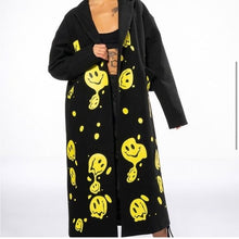 Lade das Bild in den Galerie-Viewer, Happy face coat L
