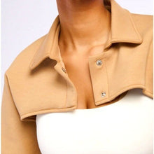 Lade das Bild in den Galerie-Viewer, Callie Lives Miz Yuki Crop Bolero Working Tan Shacket Jacket
