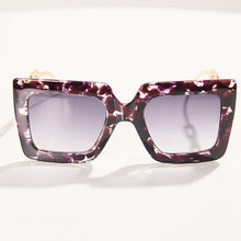 Load image into Gallery viewer, Callie Tortoise Squared: Gray Gold Arm Sunglasses
