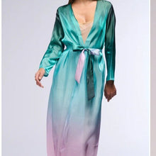 Charger l&#39;image dans la galerie, Callie Mermaid Ombre Emerald Green to Lilac Purple Duster Robe Large
