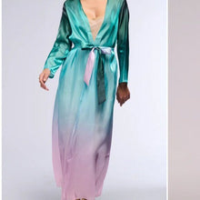 Charger l&#39;image dans la galerie, Callie Mermaid Ombre Emerald Green to Lilac Purple Duster Robe Large
