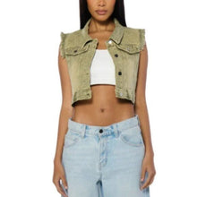 Charger l&#39;image dans la galerie, Callie Lives Miz Stone Washed AKIRA Olive Denim Crop Vest
