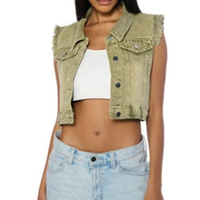 Charger l&#39;image dans la galerie, Callie Lives Miz Stone Washed AKIRA Olive Denim Crop Vest
