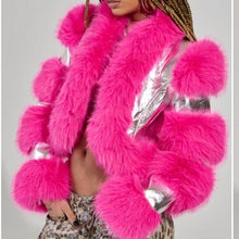 Lade das Bild in den Galerie-Viewer, STASIA 3006 Akira Loverboy Silver Pink Faux Fur Moto Jacket Large
