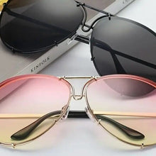 Charger l&#39;image dans la galerie, Miz Le Porsche Oversized Aviator Sunnies Ombre Clear or Solid Tinted Sunglasses
