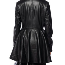 Lade das Bild in den Galerie-Viewer, Xena Color Me Bad: Black High Low Peplum Moto Jacket Large
