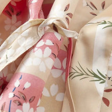 Charger l&#39;image dans la galerie, Callie Lives Champagne Kimono Robe 3/4 Length Intimates Loungewear Fashionistas
