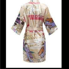 Charger l&#39;image dans la galerie, Callie Lives Champagne Kimono Robe 3/4 Length Intimates Loungewear Fashionistas
