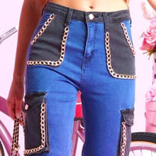 Carica l&#39;immagine nel visualizzatore di Gallery, Wholesale 3Pack: Callie Chained Cargo: Wide Leg 4-Pocket Denim Blue Stretch Jeans Black &amp; Gold
