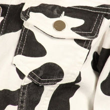 Carica l&#39;immagine nel visualizzatore di Gallery, Wholesale 2Pack: Callie Cropped Cow: Printed Stretch Denim White Jean Black Cropped Jacket
