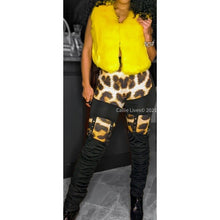 Carica l&#39;immagine nel visualizzatore di Gallery, Wholesale 3Pack: Callie Vested: Faux Fur Cropped Bold Yellow Vegan Vests
