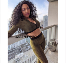 Charger l&#39;image dans la galerie, Xena Black Gold Metallic Striped Cropped Pant Set, Sets, CallieLives 
