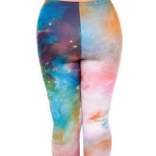 Lade das Bild in den Galerie-Viewer, Wholesale 4 Pack: Stasia Galaxy: Rainbow Swirl 3D illusion Graphic Leggings XL
