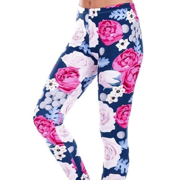 Wholesale 2 Pack: Callie Navy Rose: Pink Blooming Garden 3D Illusion Graphic Leggings