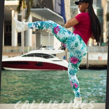 Load image into Gallery viewer, Wholesale 4 Pack: Callie 3D Paradisio: Leggings Floral Plant Graphic Navy &amp; Mint
