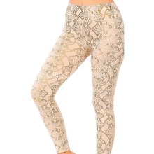 Load image into Gallery viewer, Wholesale 4Pack: Miz Snake Fleece Workout Activewear Leggings

