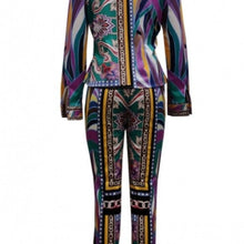 Carica l&#39;immagine nel visualizzatore di Gallery, Wholesale 2 Pack: Elaine Pucci: Purple Gold Chain Swirl Printed Button-Down Pantsuit Set
