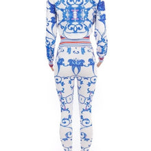 Cargar imagen en el visor de la galería, Wholesale 2 Pack: Callie Le Fleur: White Blue Floral Jacket &amp; Pant Legging Set
