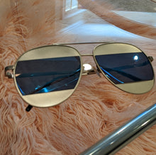 Lade das Bild in den Galerie-Viewer, Stasia Code Blu: Silver Mirror Panel Shades, Accessories, CallieLives 

