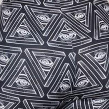 Load image into Gallery viewer, Wholesale 4 Pack: Miz Third Eye: Triangle 3D illusion Graphic Leggings XL
